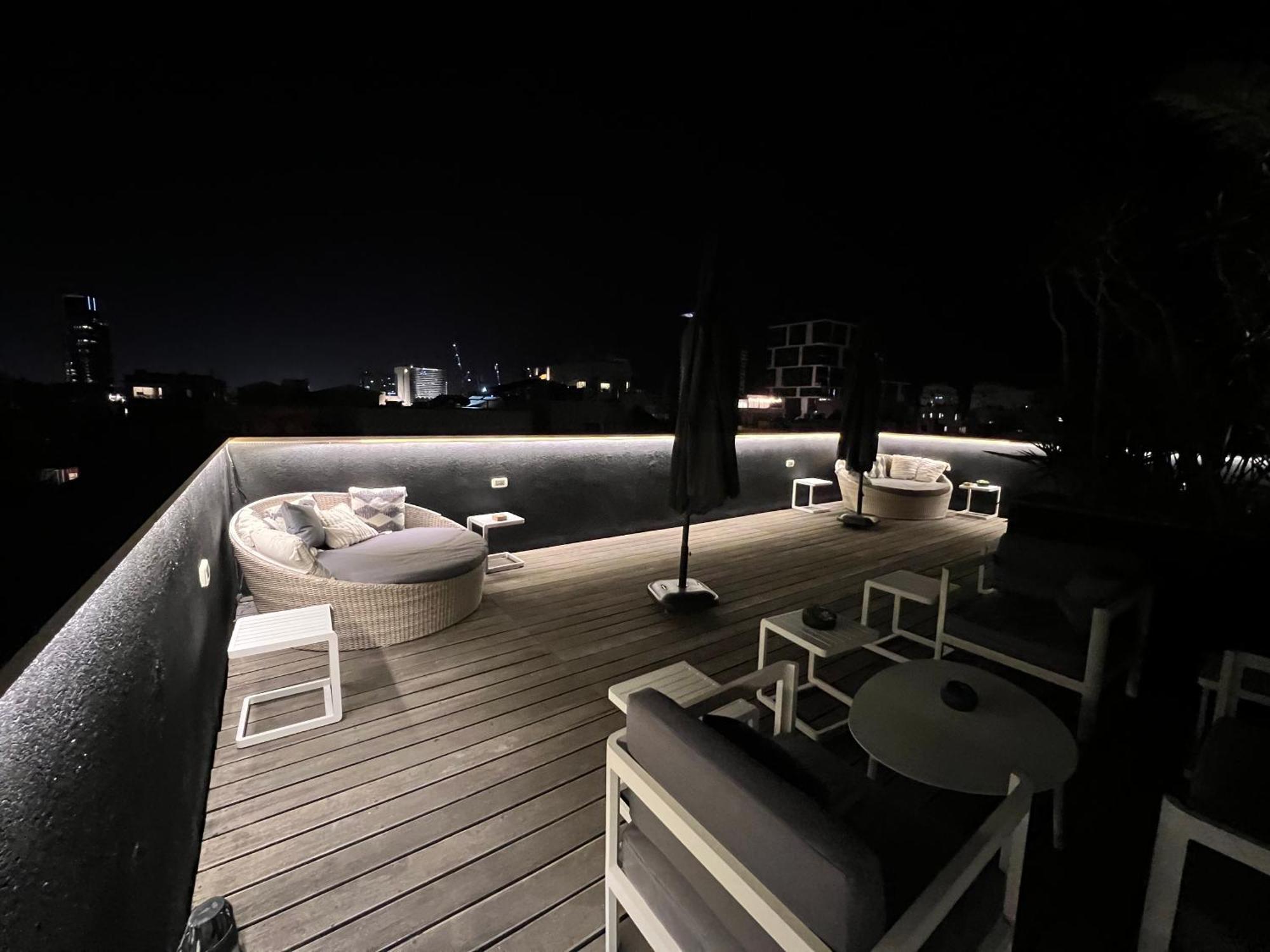 Beer Garden Hotel Тель-Авив Экстерьер фото